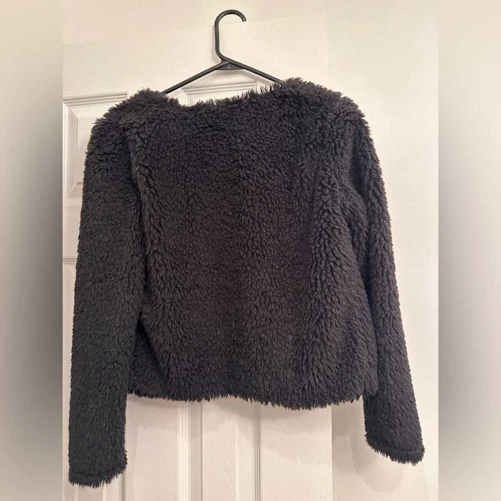 faux fur jacket - Picture 2 of 2
